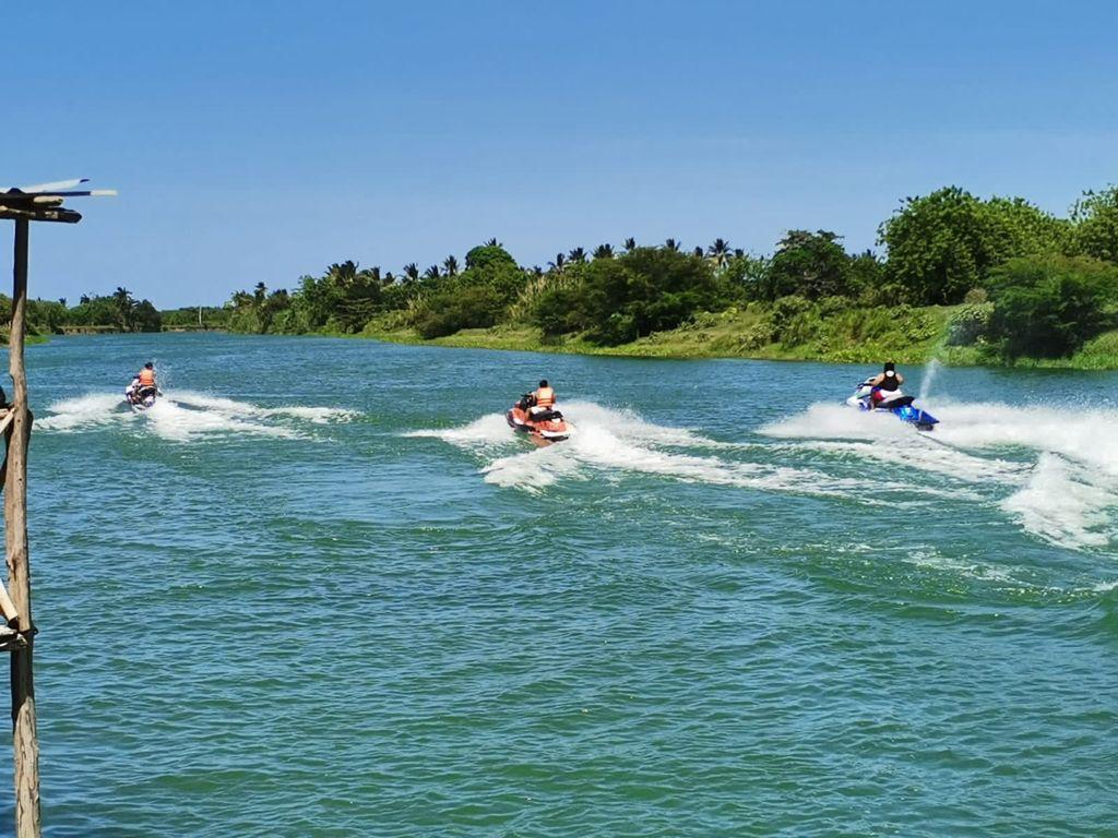 Jetski 9