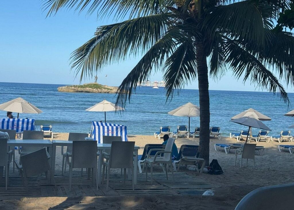 Puerto Plata City Highlights Rum y Umbrella St. and Beach 3